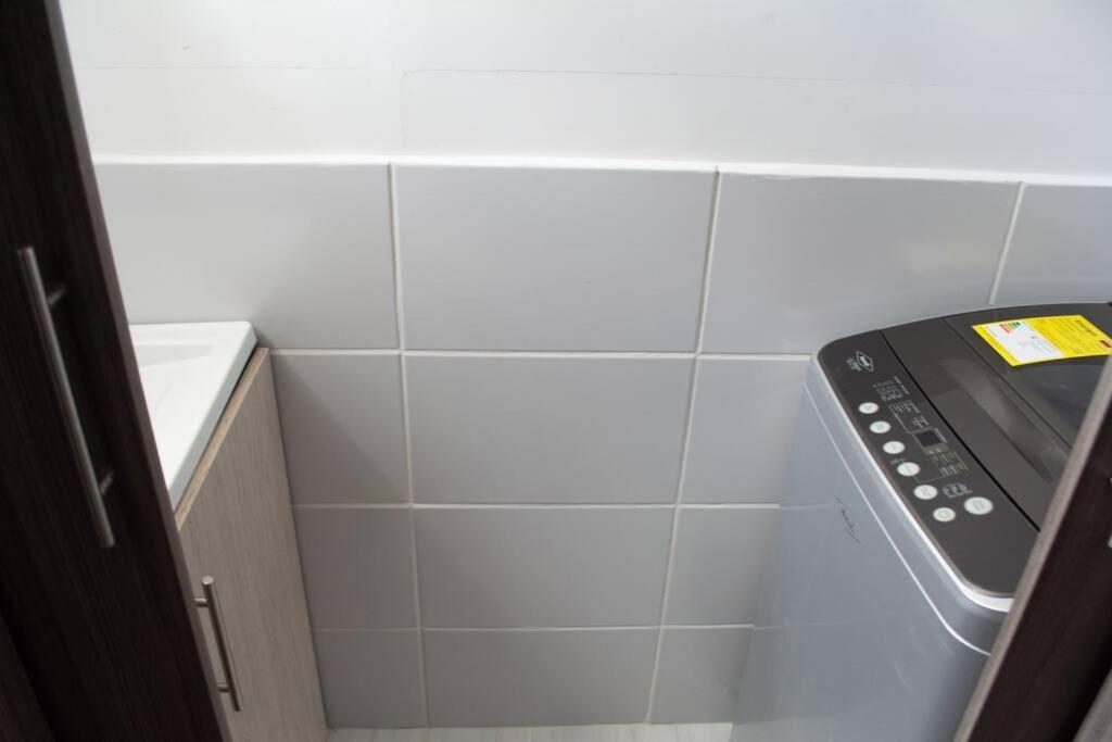 222 304 Apartment *